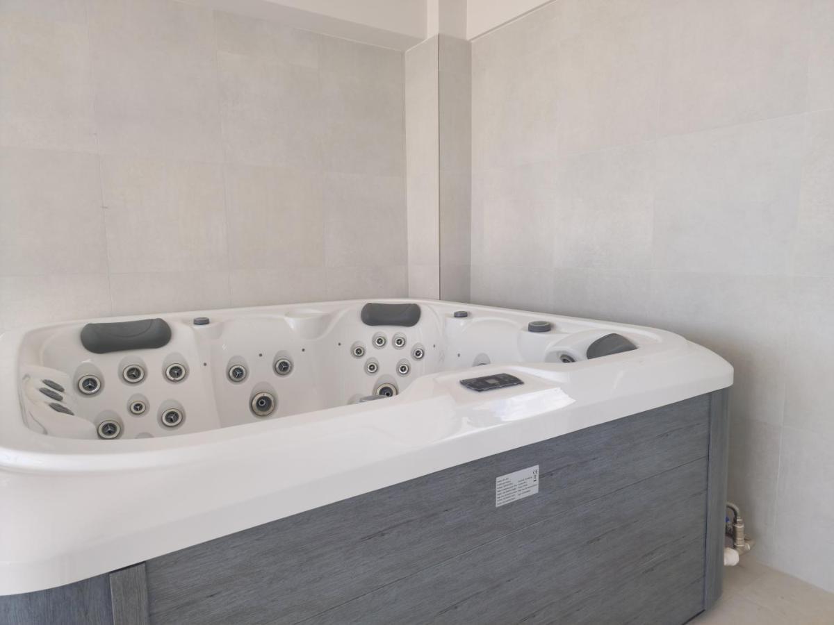 Castelana Infinity Beach Pool&Spa Mamaia Nord Năvodari Exterior foto